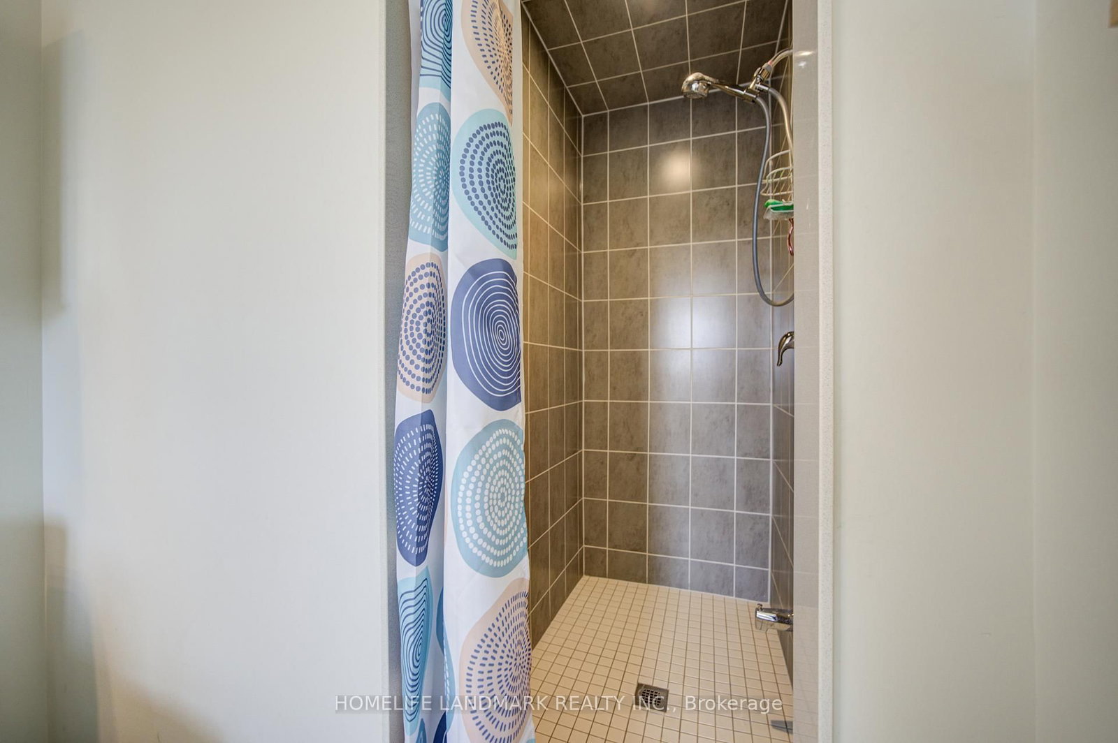 Detached House for sale at 106 Barkerville Drive, Whitby, Ontario, L1P 0L8 - Rural Whitby - MLS: E12999406