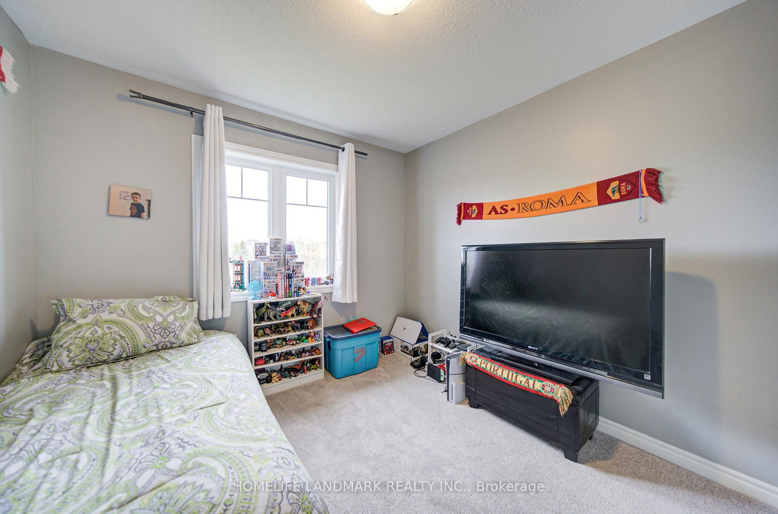 Detached House for sale at 106 Barkerville Drive, Whitby, Ontario, L1P 0L8 - Rural Whitby - MLS: E12999406