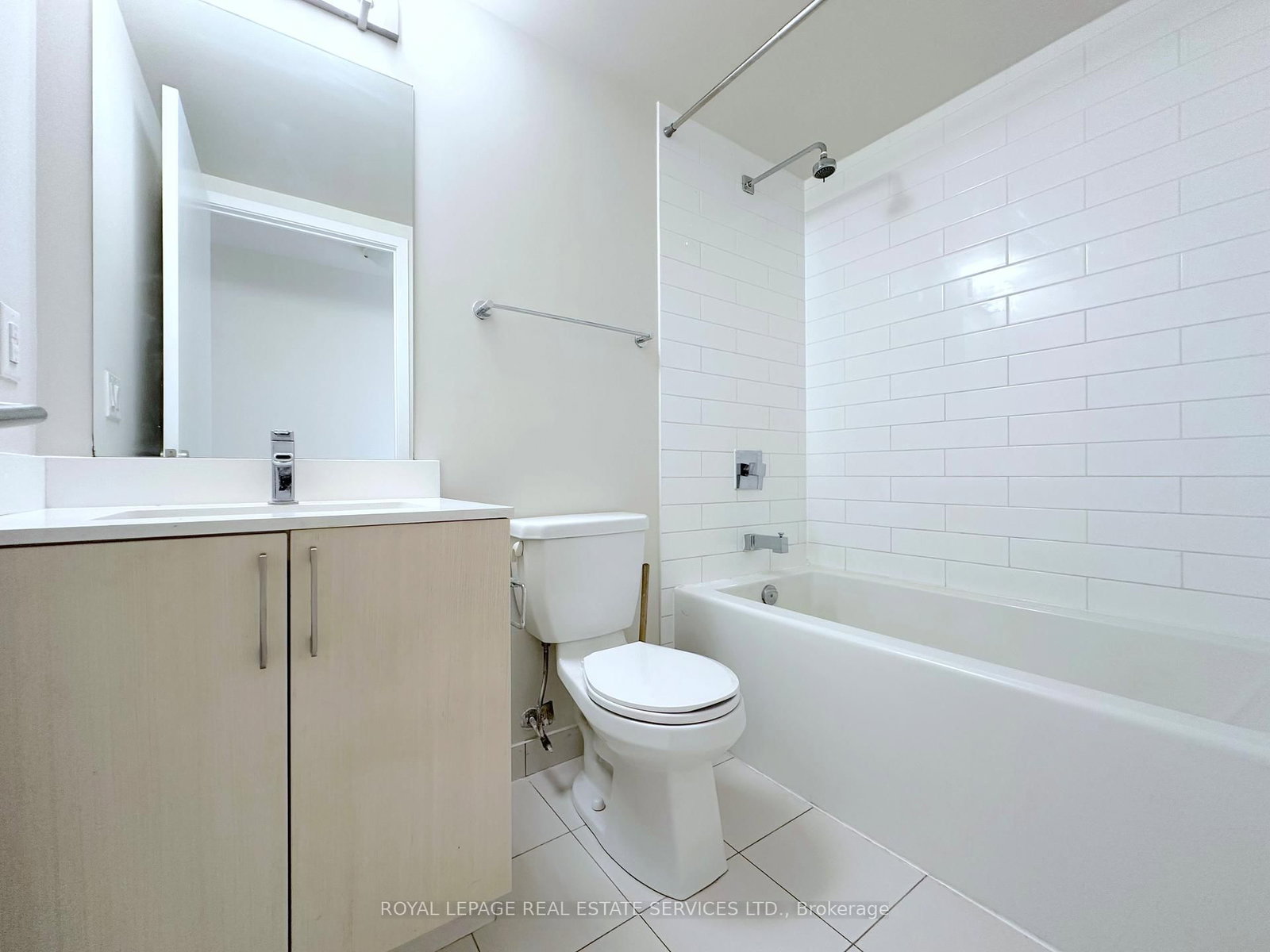 763 Woodbine Avenue, Unit 504 - Photo 11