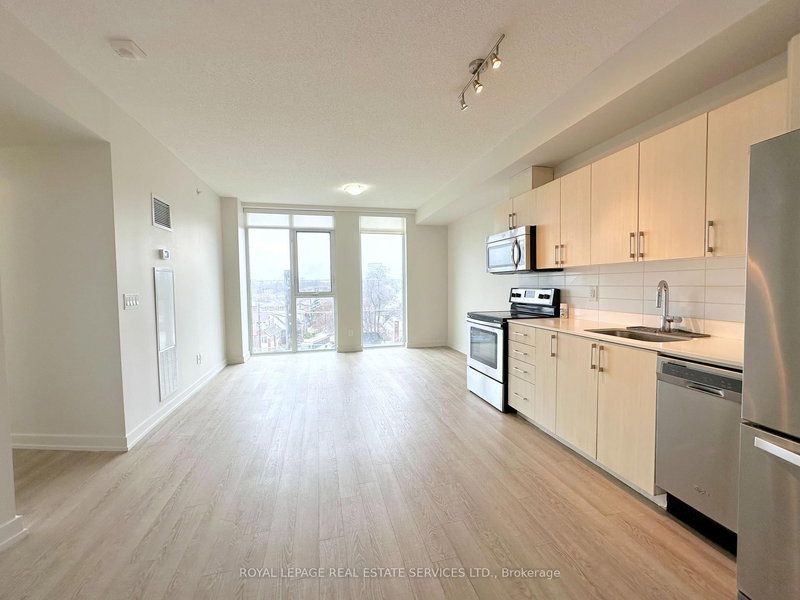 504 - 763 Woodbine Ave, Toronto, M4E 2J4 | Image 2