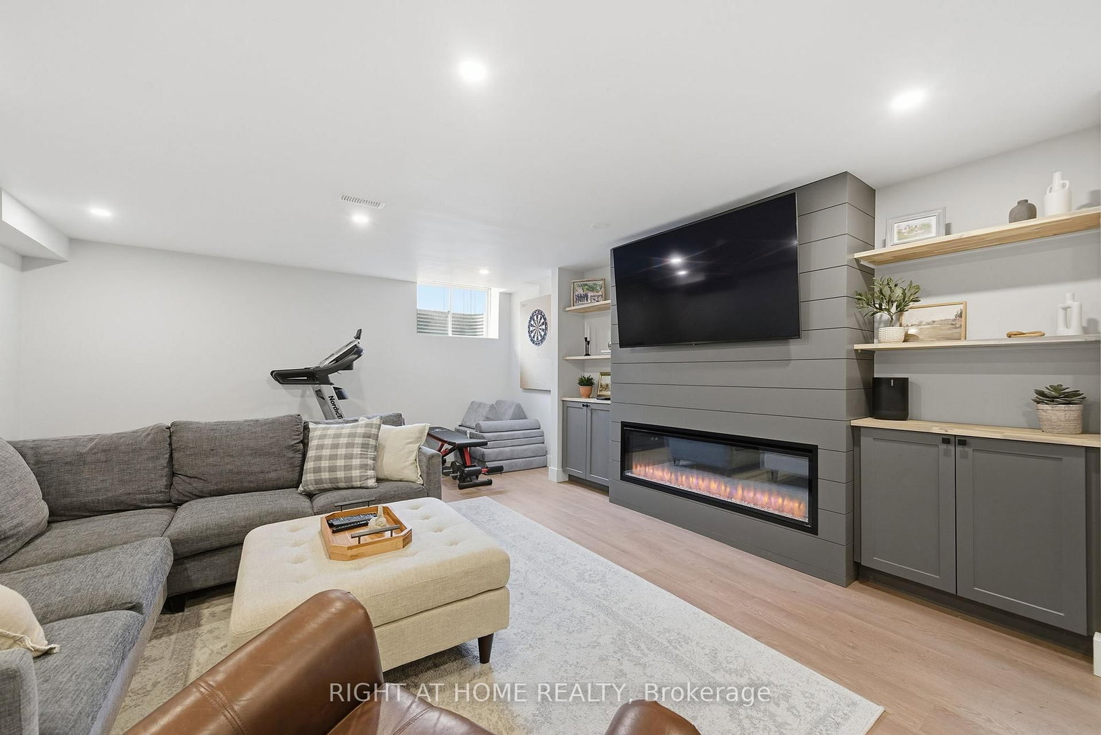 1304 Apollo Street - Photo 31