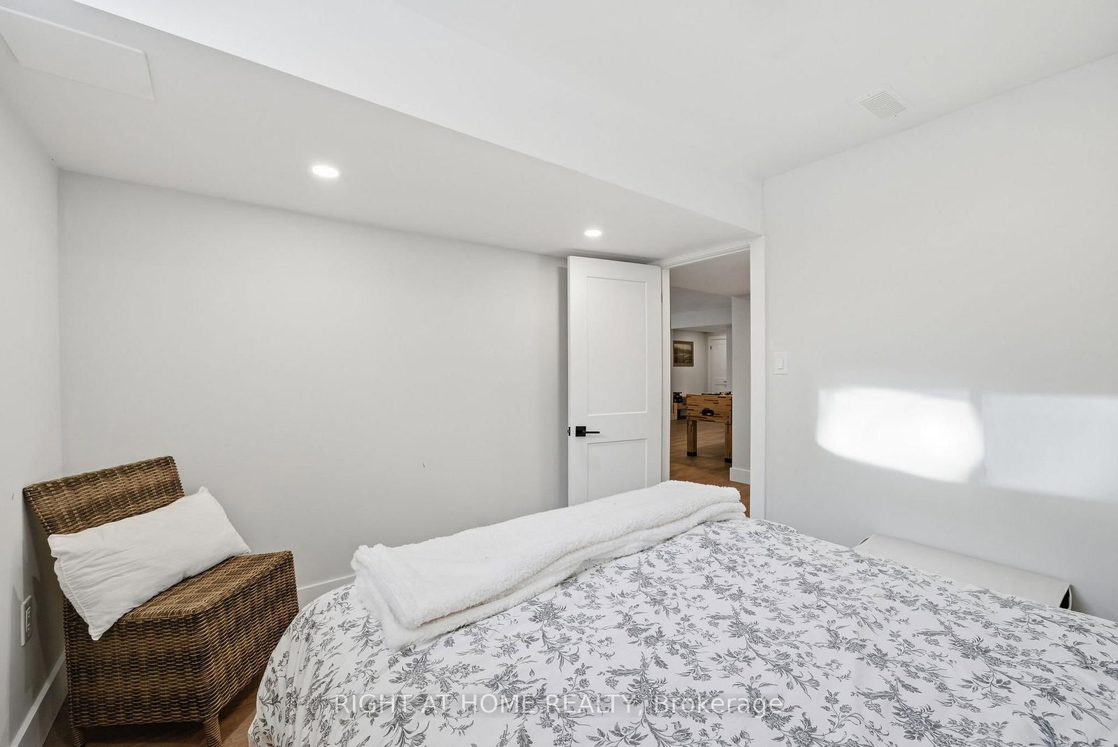 1304 Apollo Street - Photo 34