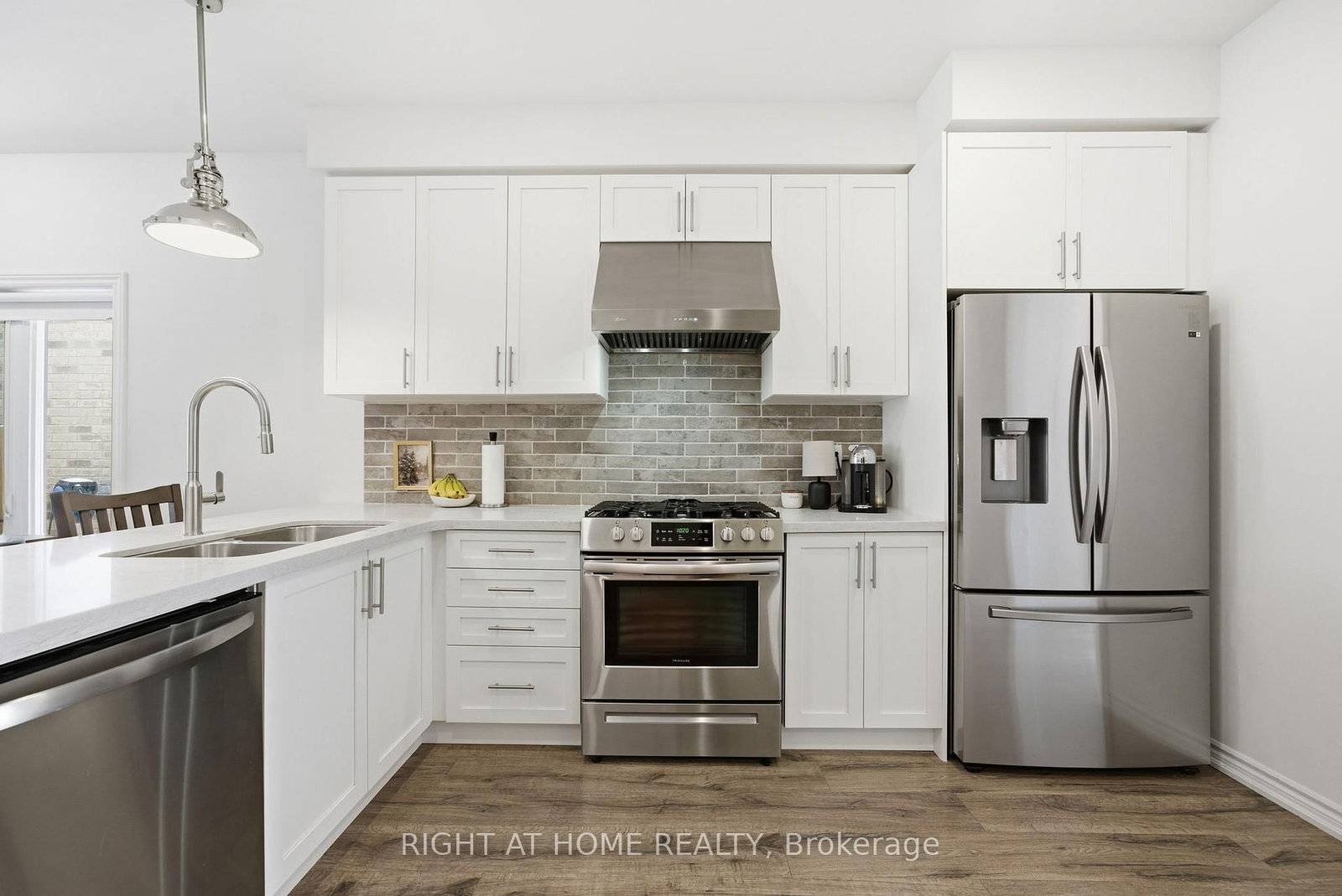 1304 Apollo Street - Photo 7