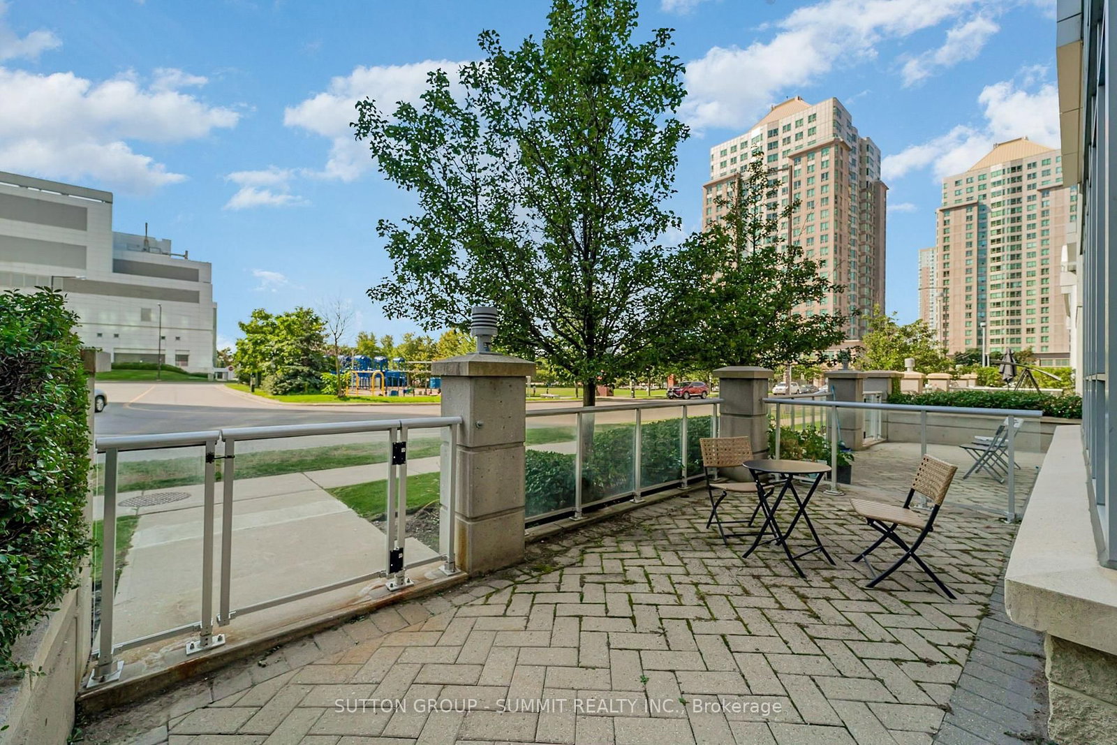 38 Lee Centre Drive, Unit Th122 - Photo 19