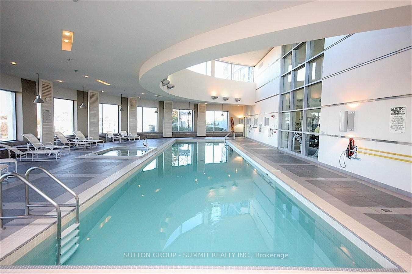 38 Lee Centre Drive, Unit Th122 - Photo 24