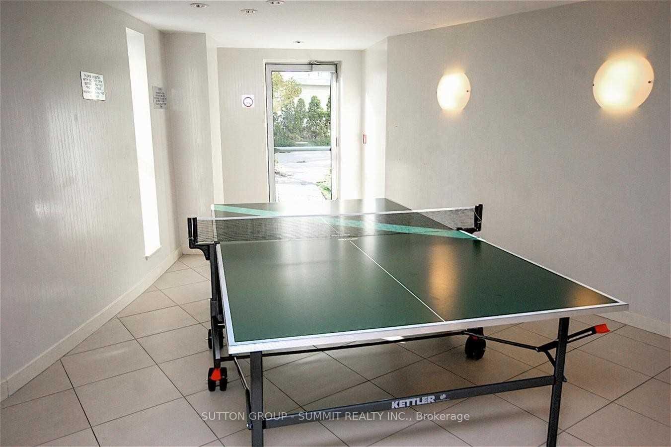 38 Lee Centre Drive, Unit Th122 - Photo 26