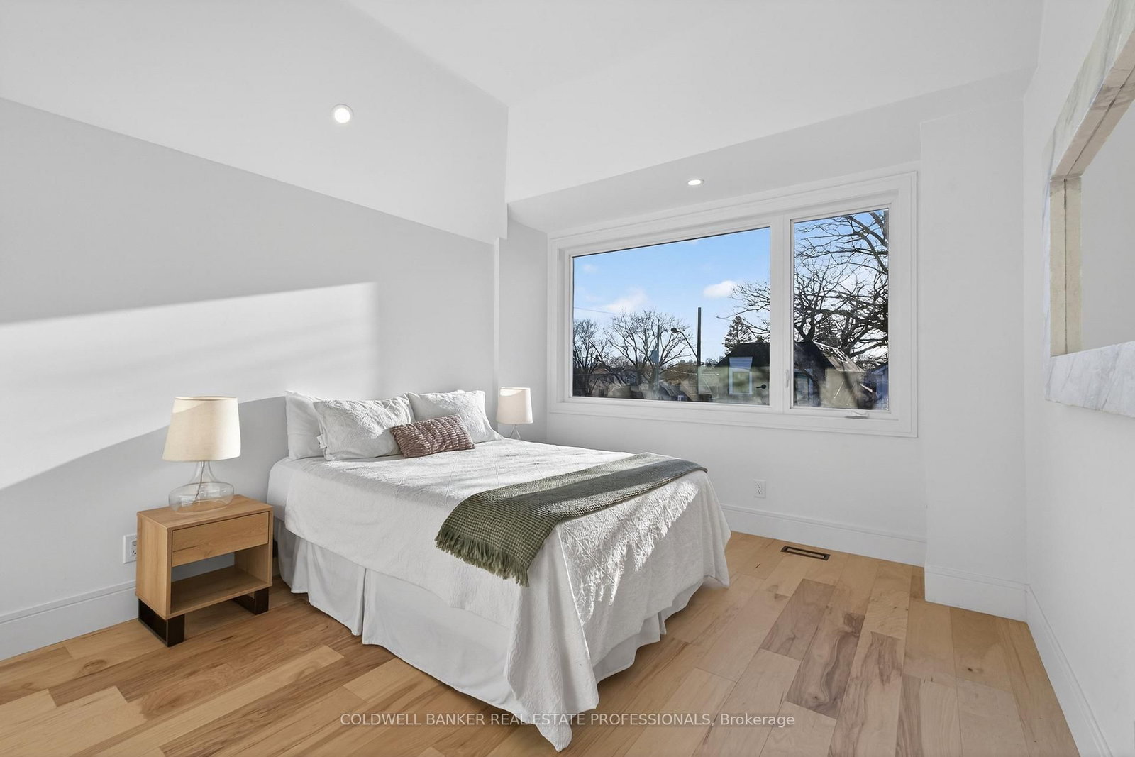 Detached House for sale at 3 Milton Road, Toronto, Ontario, M4J 4V1 - East York - MLS: E12999802