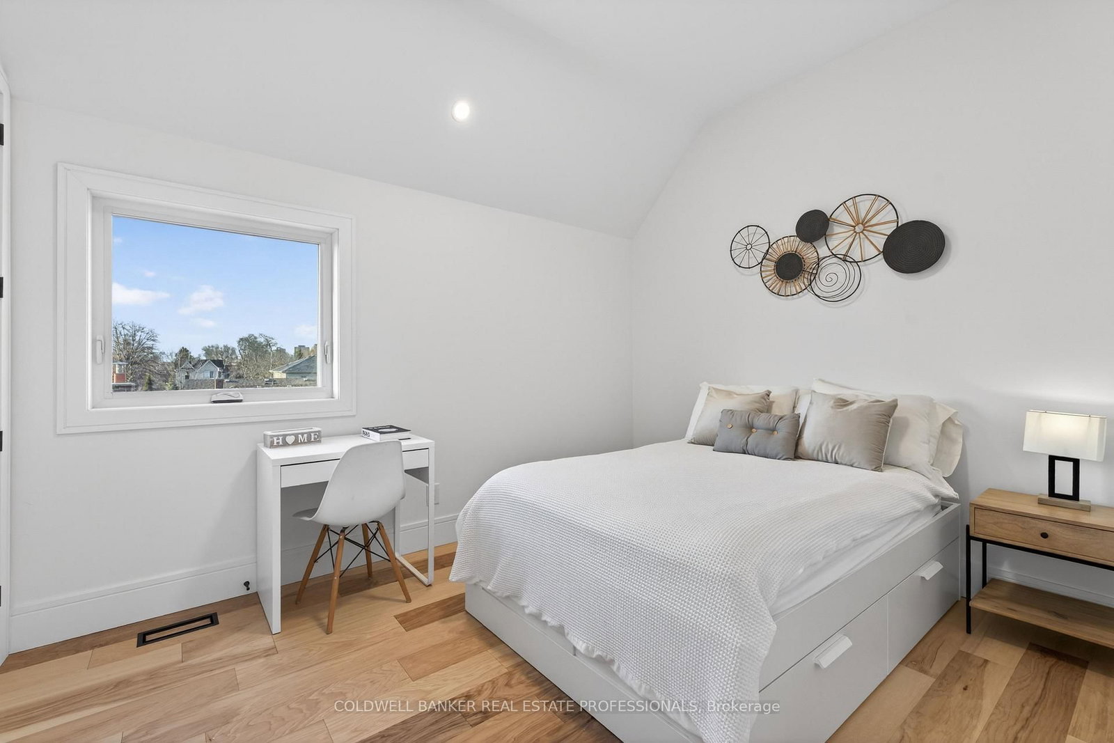 Detached House for sale at 3 Milton Road, Toronto, Ontario, M4J 4V1 - East York - MLS: E12999802