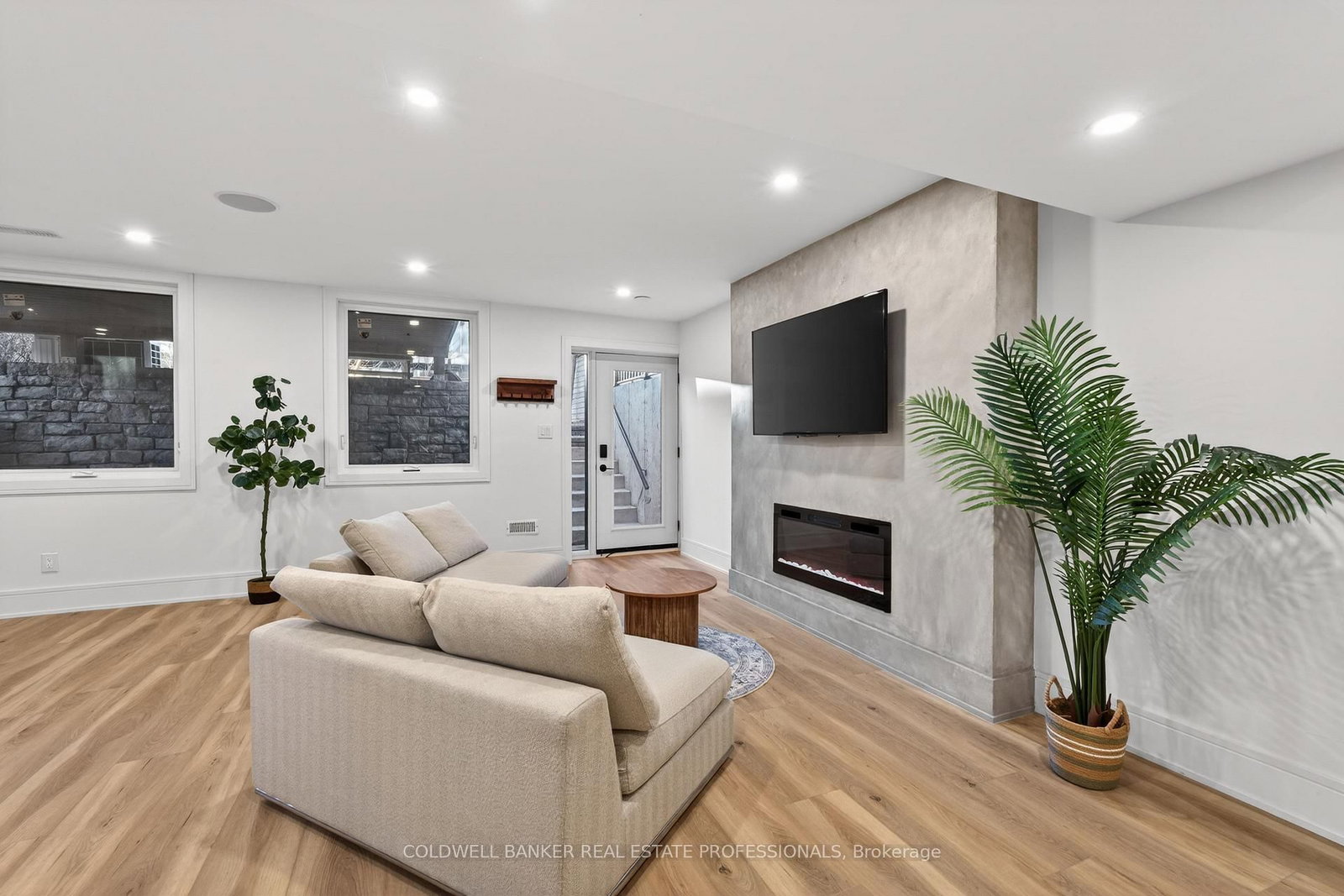 Detached House for sale at 3 Milton Road, Toronto, Ontario, M4J 4V1 - East York - MLS: E12999802