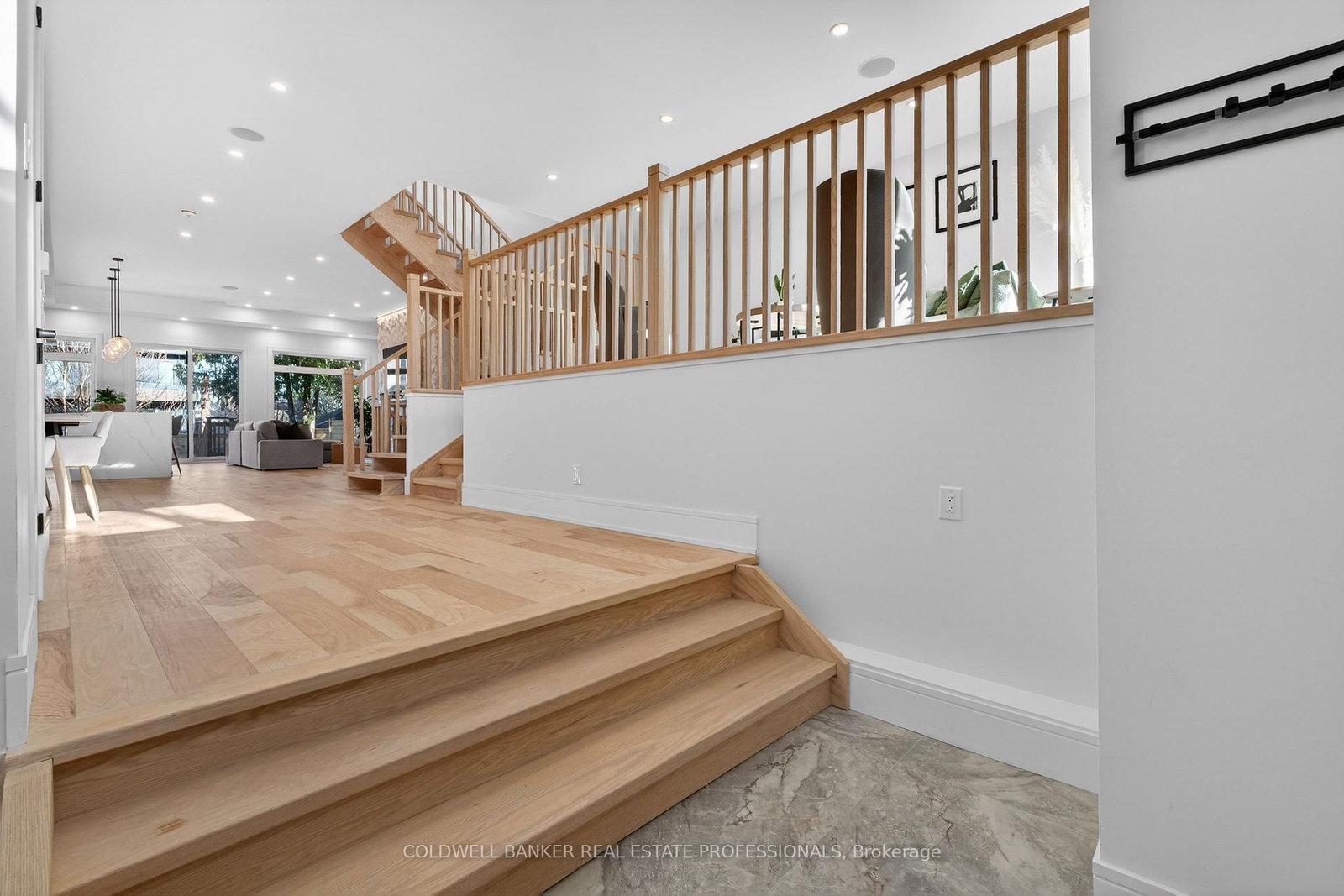 Detached House for sale at 3 Milton Road, Toronto, Ontario, M4J 4V1 - East York - MLS: E12999802