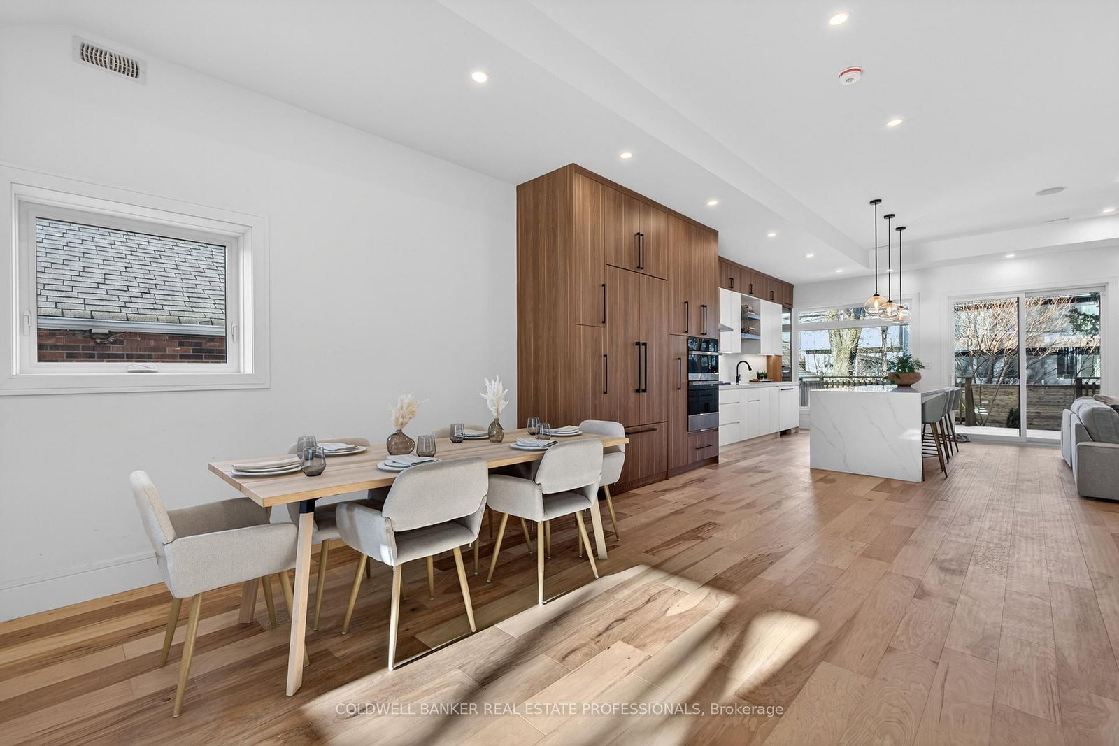 Detached House for sale at 3 Milton Road, Toronto, Ontario, M4J 4V1 - East York - MLS: E12999802