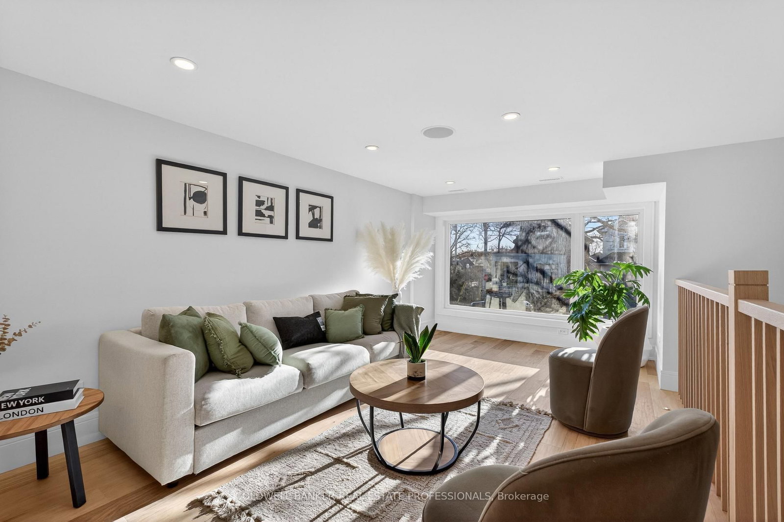 Detached House for sale at 3 Milton Road, Toronto, Ontario, M4J 4V1 - East York - MLS: E12999802