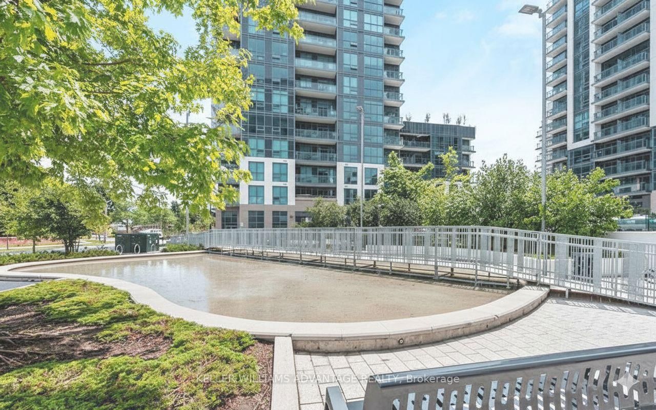 20 Meadowglen Place, Unit 728 - Photo 17