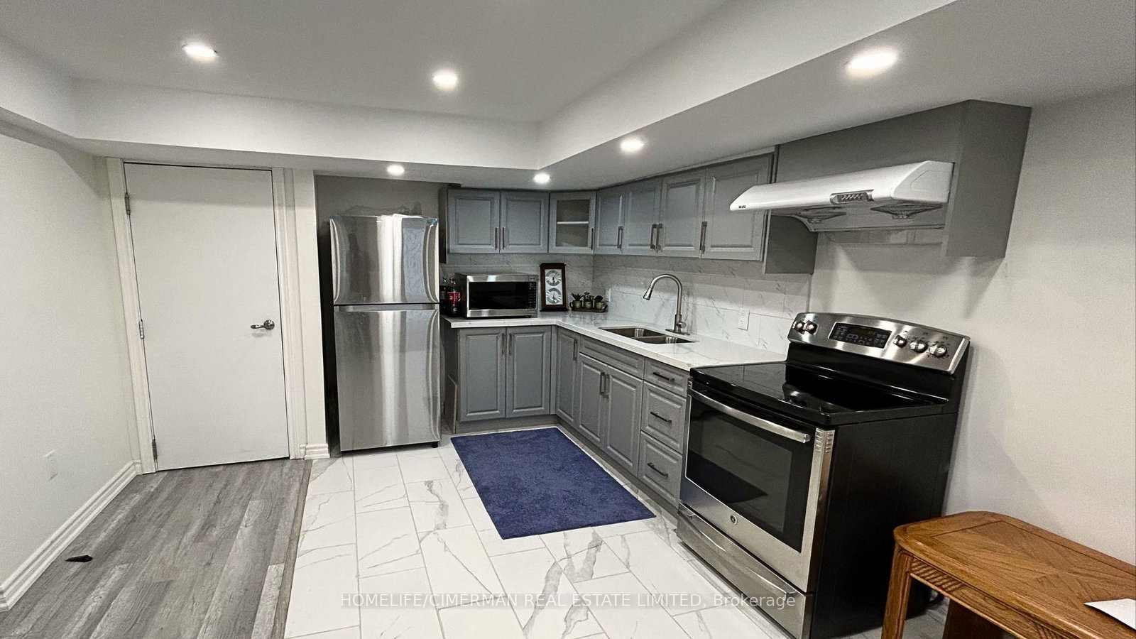 133 Sharavogue Avenue, Unit B