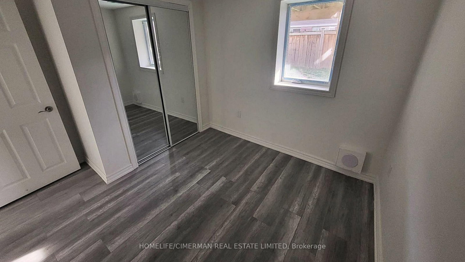 133 Sharavogue Avenue, Unit B - Photo 12