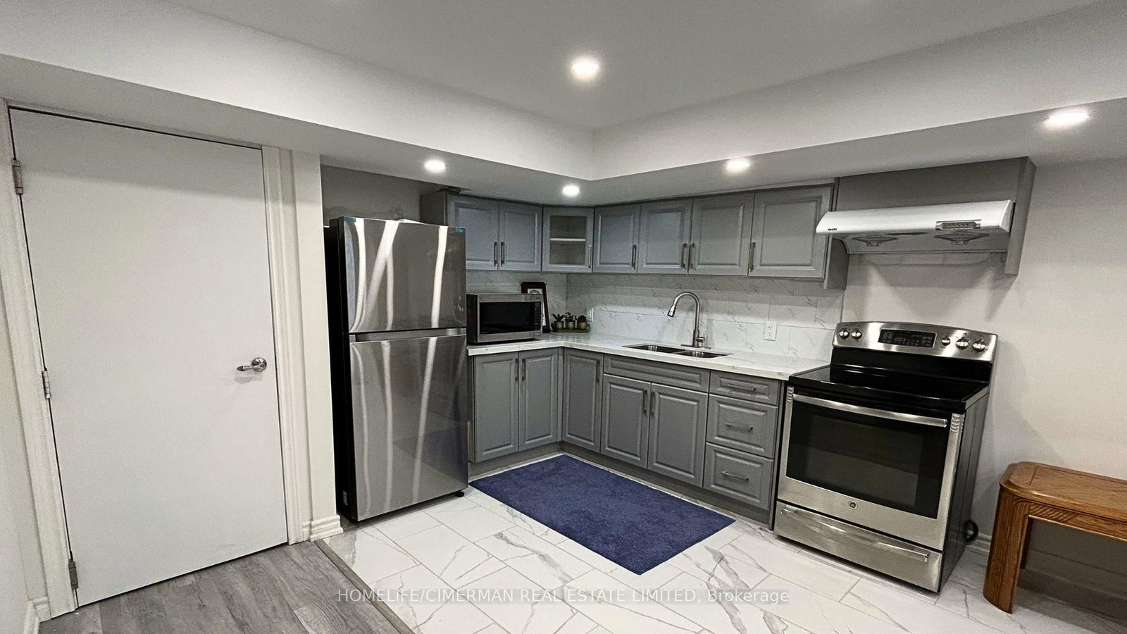 133 Sharavogue Avenue, Unit B - Photo 6