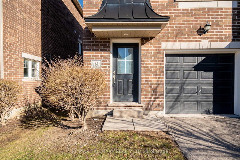 32 Katerson Lane, Clarington, L1E 0E9 | Image 2