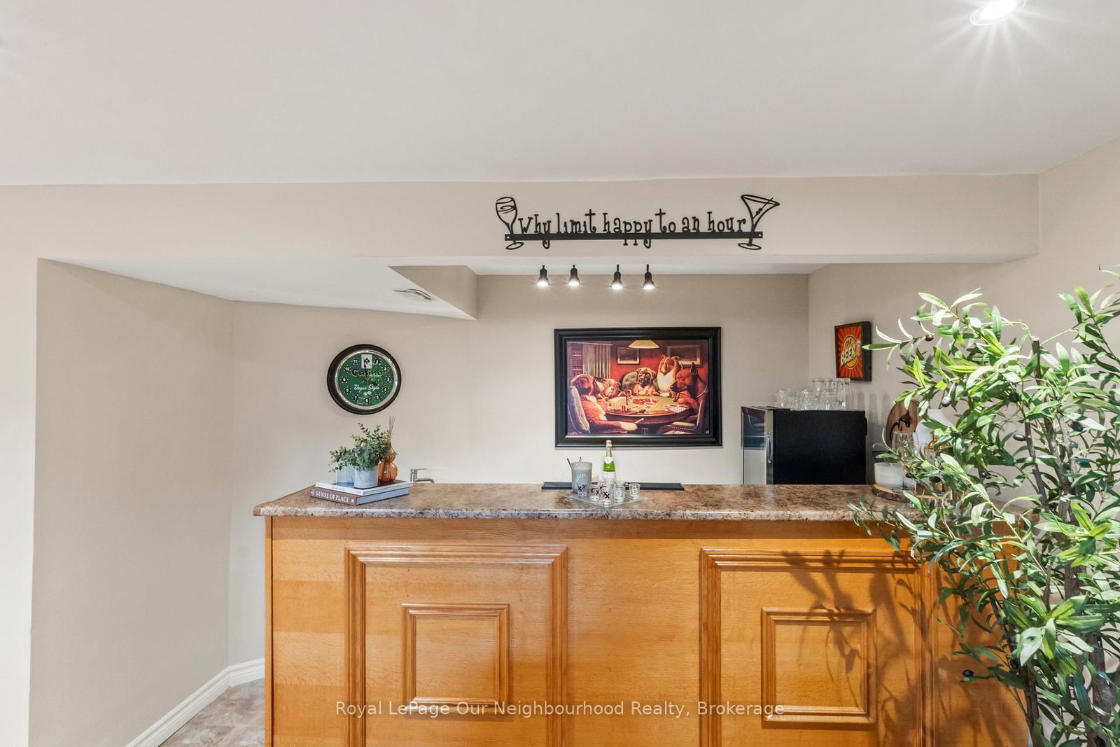 1261 Ludlow Court - Photo 32