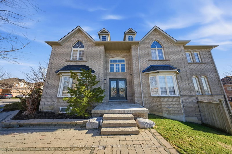 82 Woodcock Ave, Ajax, L1T 4L7 | Image 3