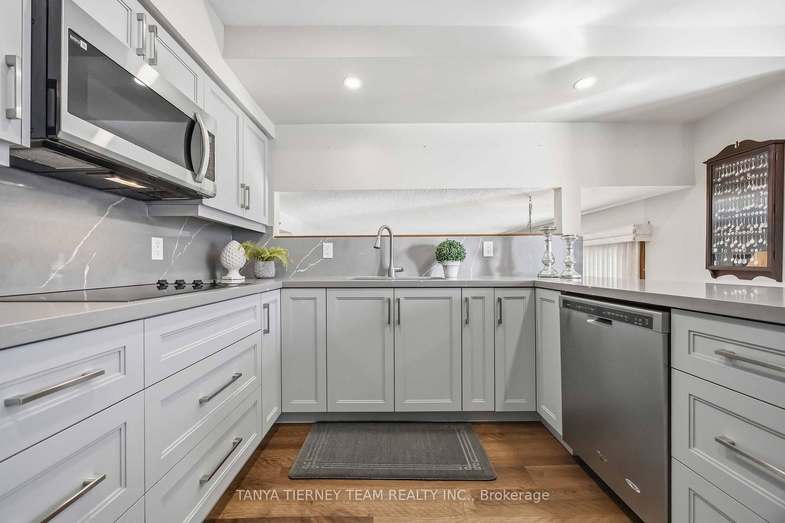 575 Park Crescent - Photo 12