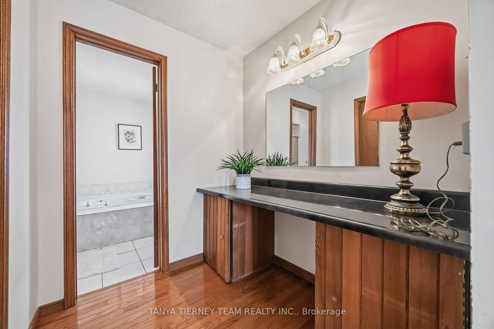 575 Park Crescent - Photo 28