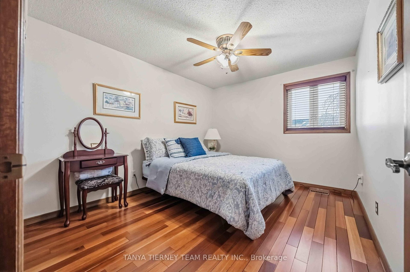 575 Park Crescent - Photo 30