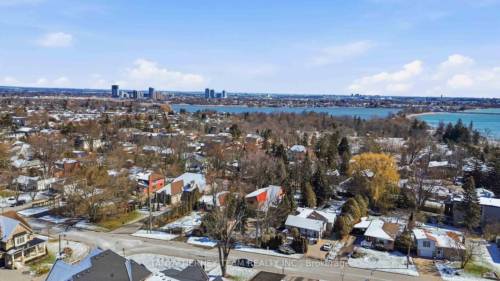 575 Park Crescent - Photo 49