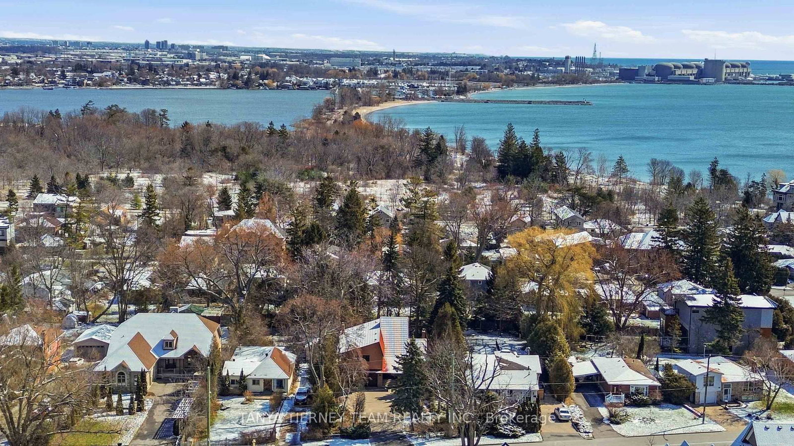 575 Park Crescent - Photo 50