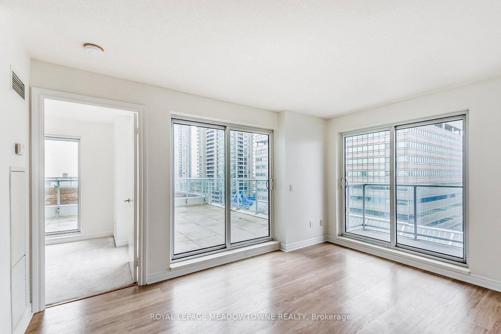 70 Town Centre Court, Unit 909 - Photo 13