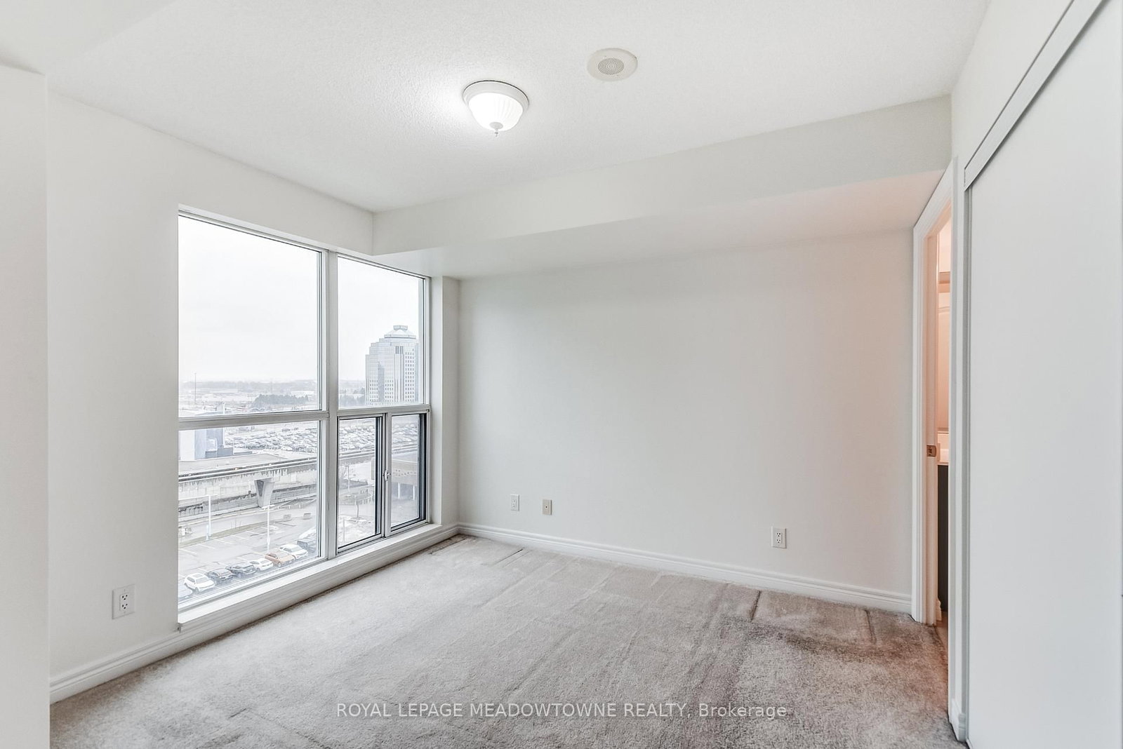 70 Town Centre Court, Unit 909 - Photo 14