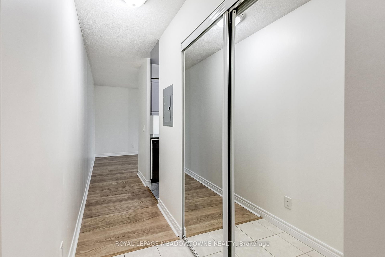 70 Town Centre Court, Unit 909 - Photo 5