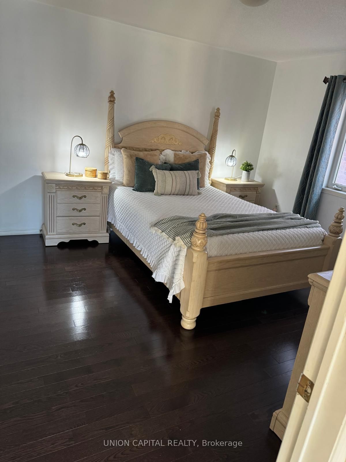 21 Denbury Court, Unit Room B - Photo 2