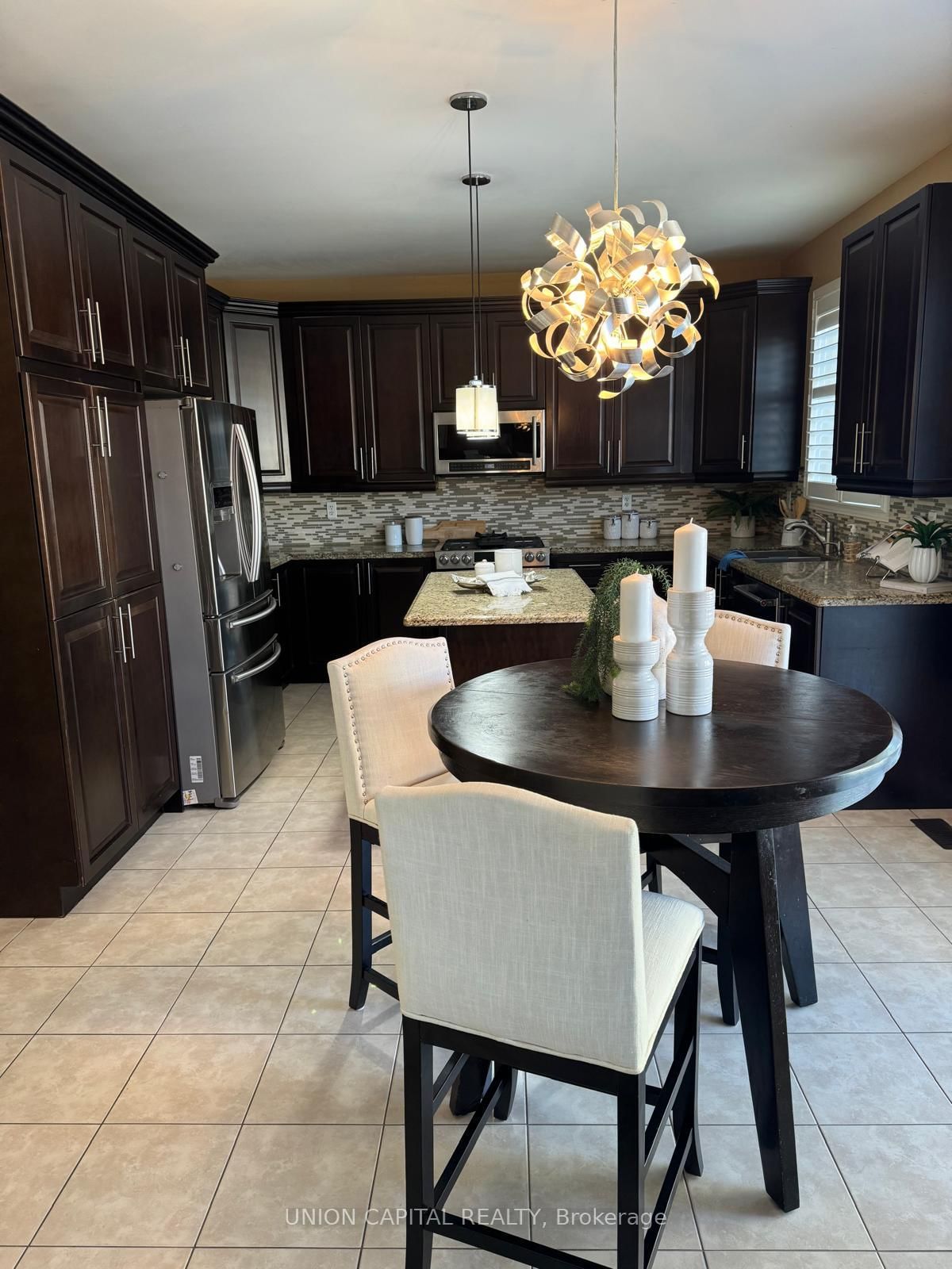 21 Denbury Court, Unit Room B - Photo 6