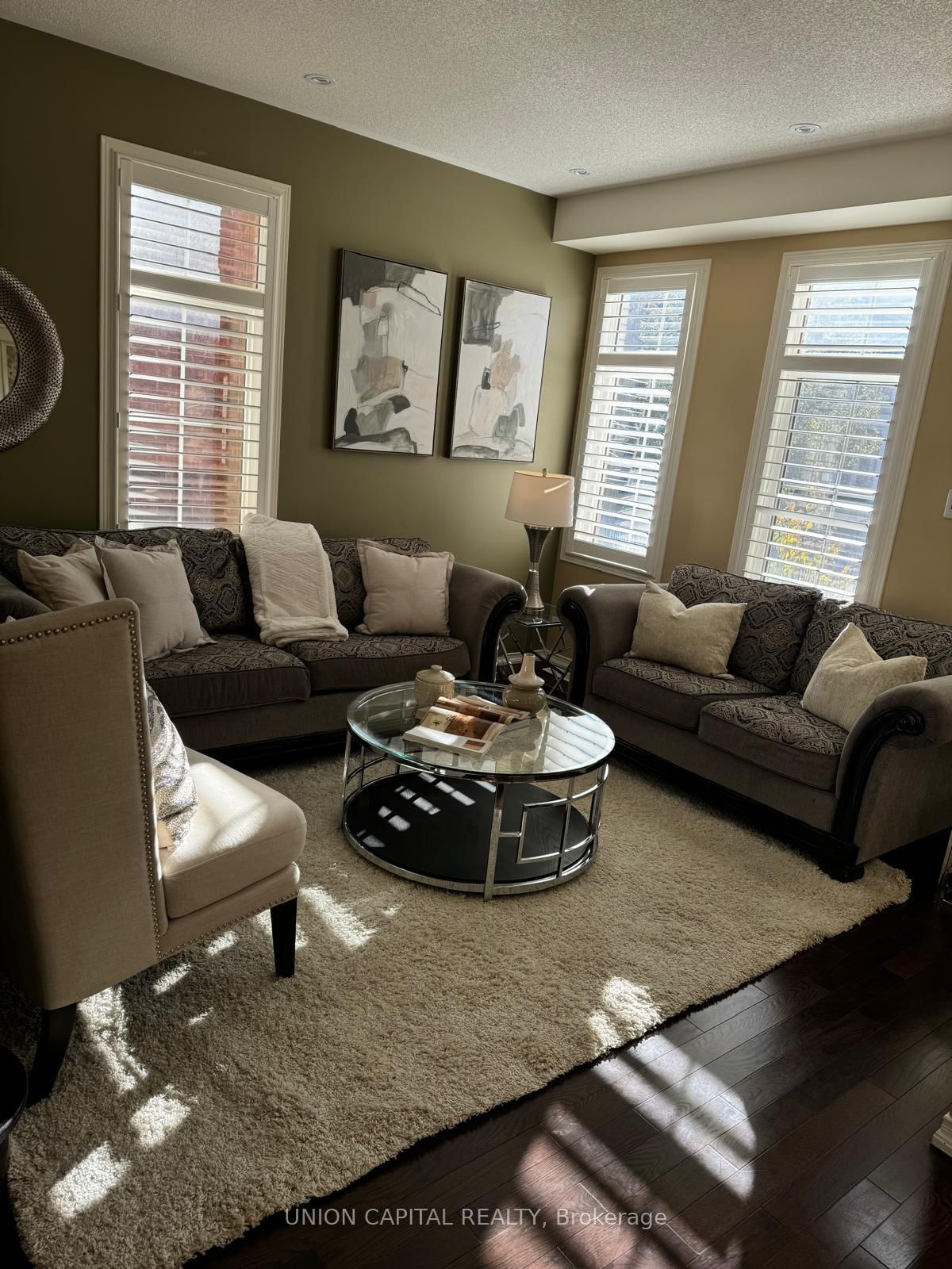 21 Denbury Court, Unit Room B - Photo 8