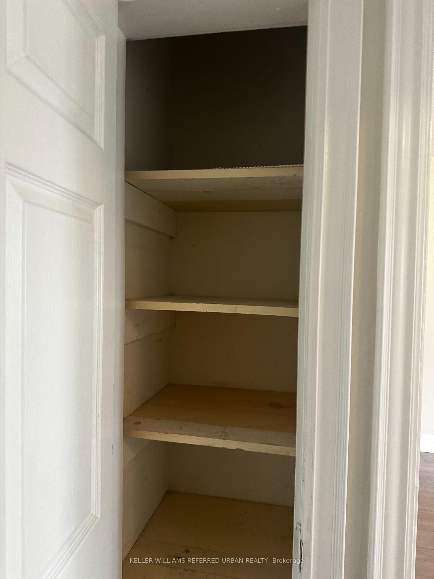 202 Cedarvale Avenue - Photo 4