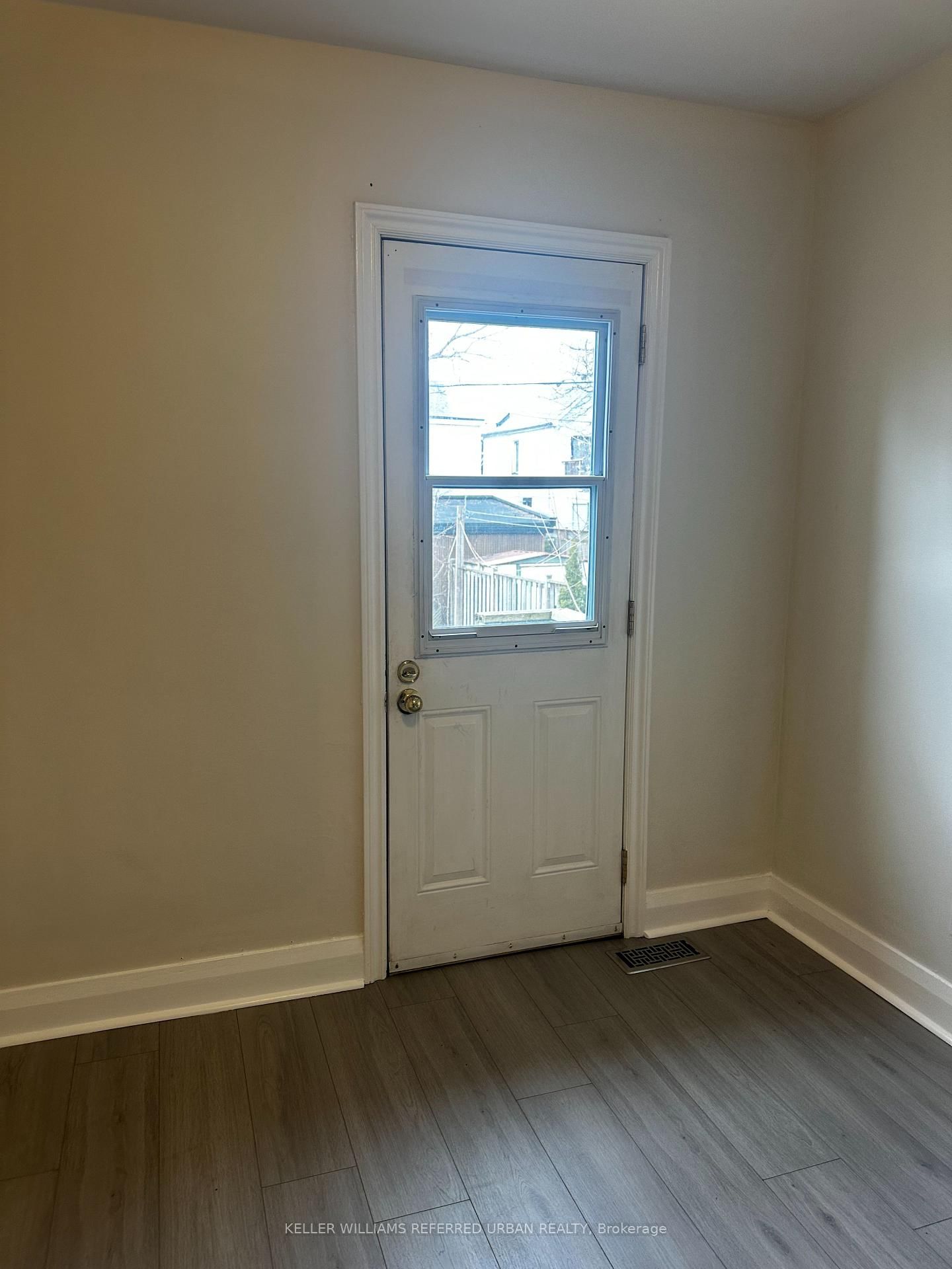 202 Cedarvale Avenue - Photo 6