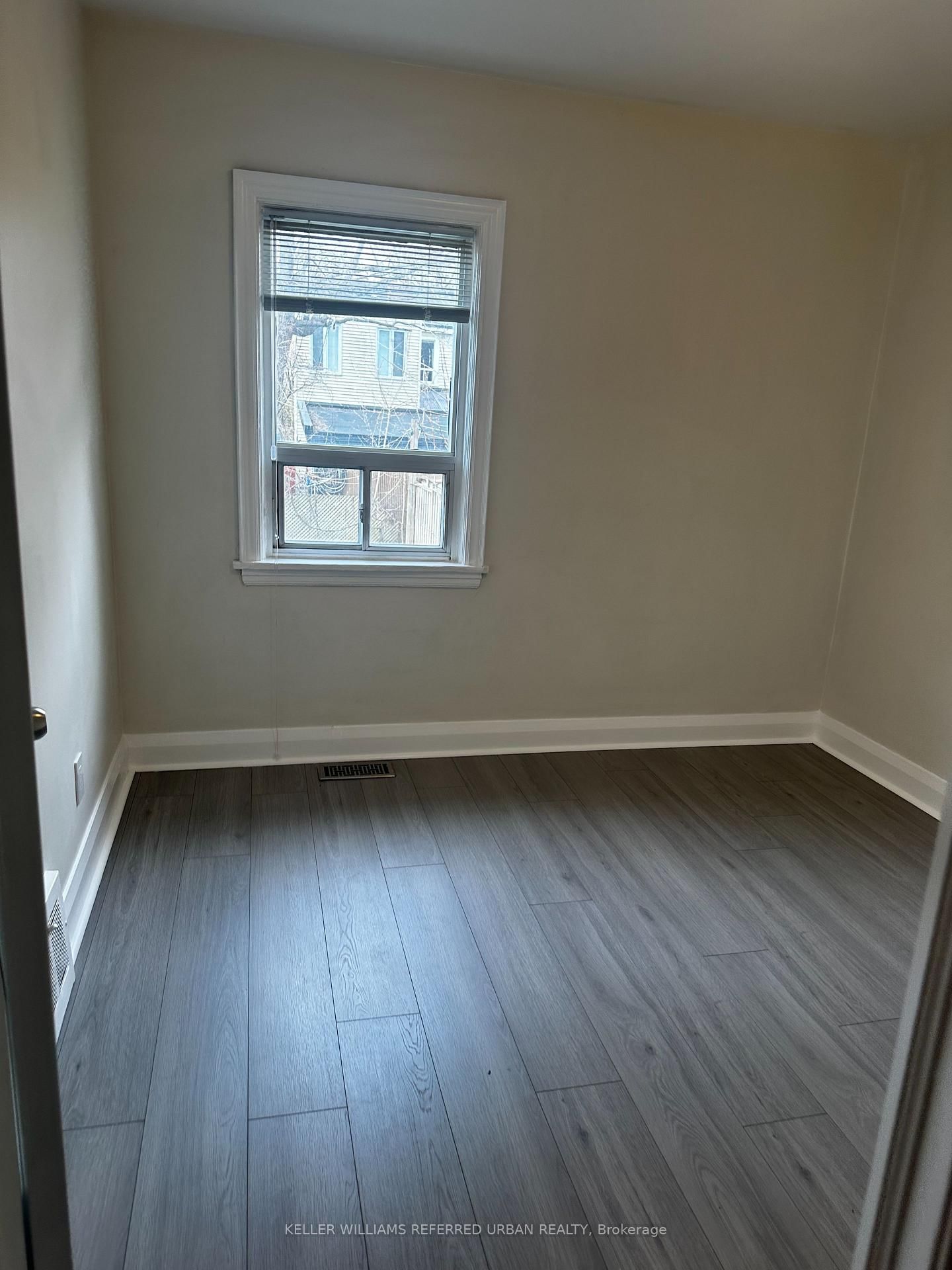 202 Cedarvale Avenue - Photo 8