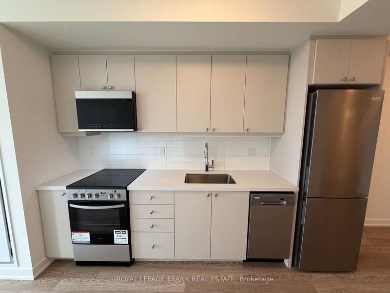 1204 - 51 Clarington Blvd, Clarington, L1C 7J8 | Image 3