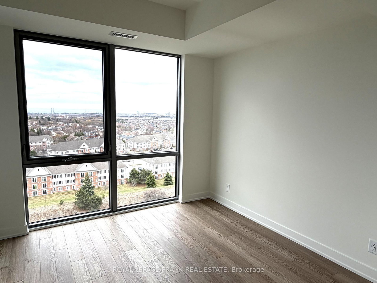 51 Clarington Boulevard, Unit 1204 - Photo 7