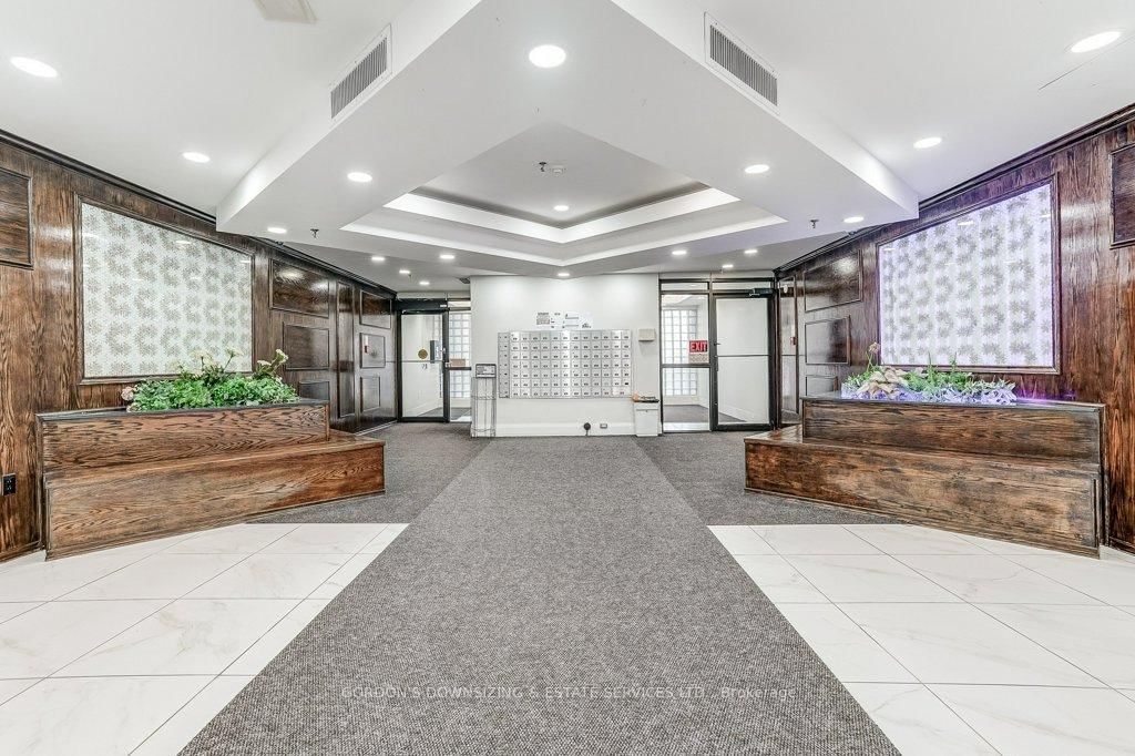 5800 Sheppard Avenue E, Unit 517 - Photo 4