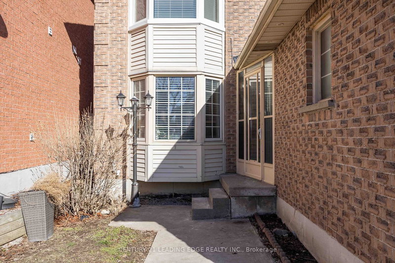58 Grover Dr, Toronto, M1C 4V7 | Image 2