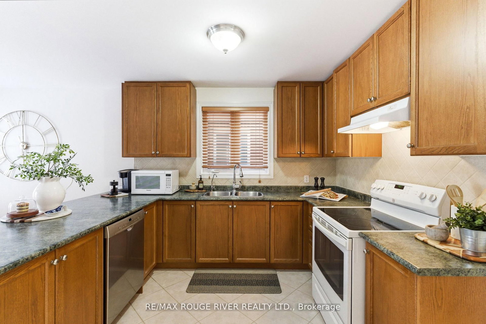 106 Tormina Boulevard - Photo 11