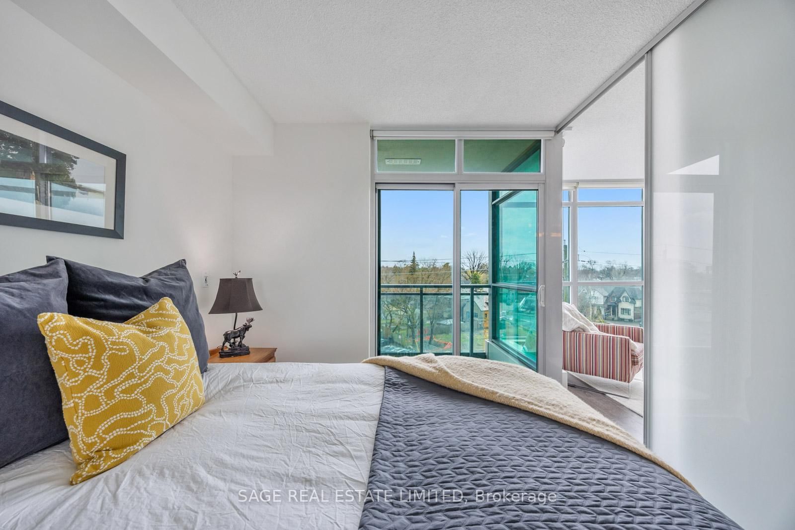 1048 Broadview Avenue, Unit 506 - Photo 10