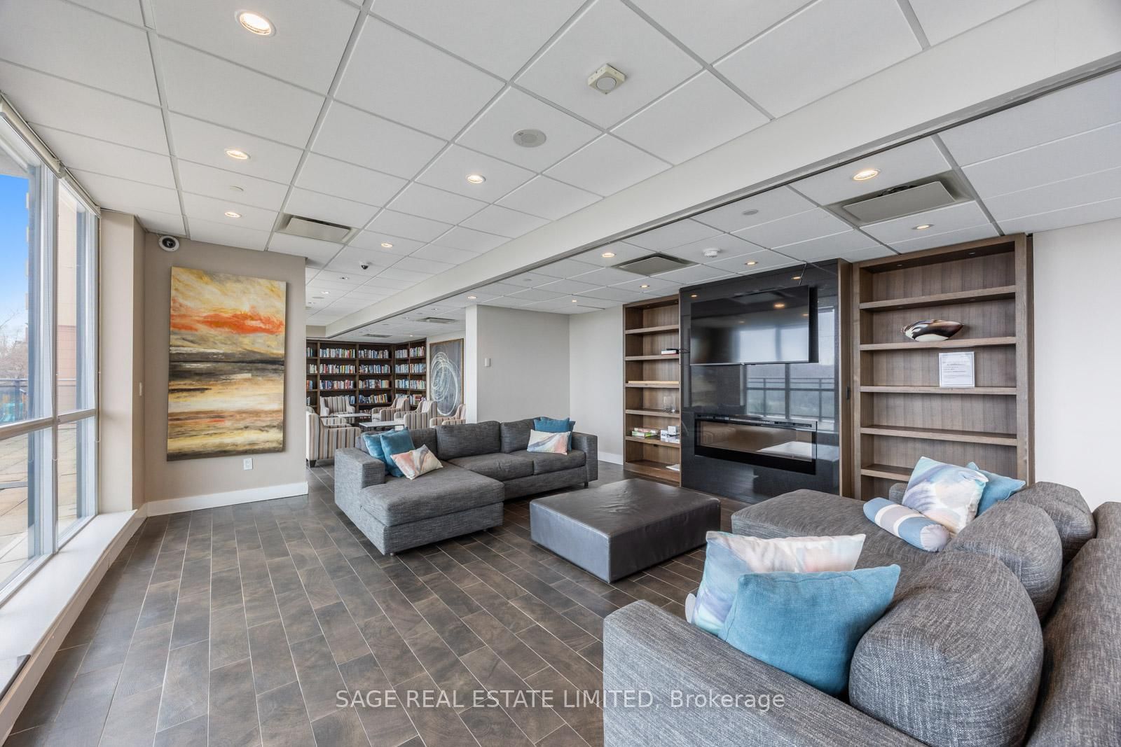 1048 Broadview Avenue, Unit 506 - Photo 18