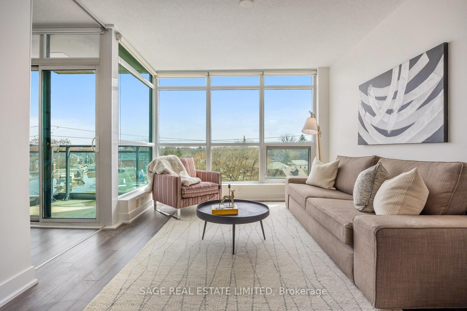 1048 Broadview Avenue, Unit 506 - Photo 2