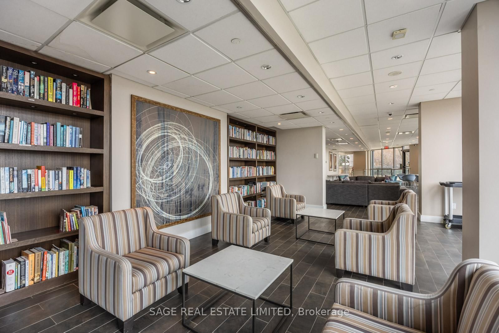 1048 Broadview Avenue, Unit 506 - Photo 20