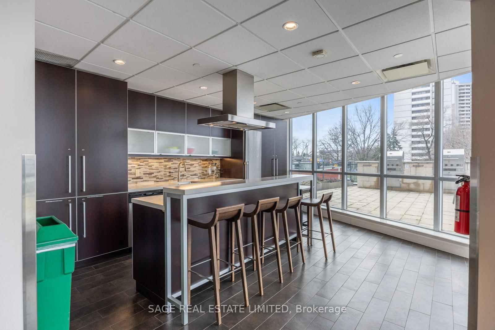 1048 Broadview Avenue, Unit 506 - Photo 22