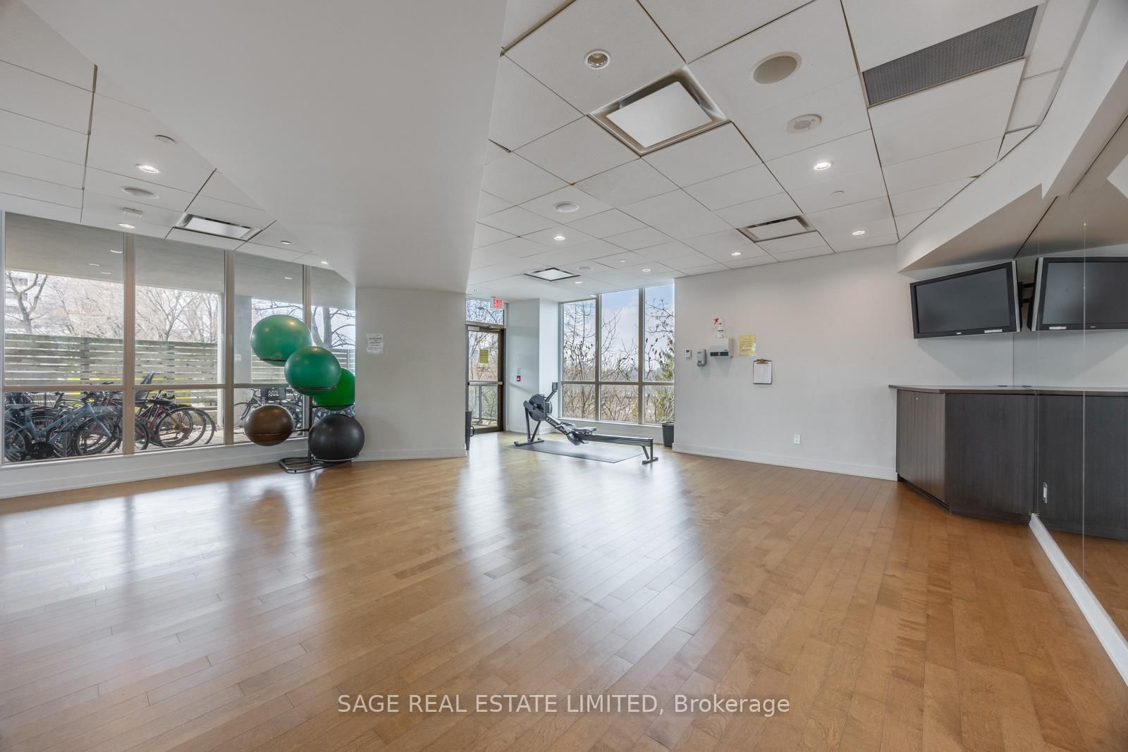 1048 Broadview Avenue, Unit 506 - Photo 28