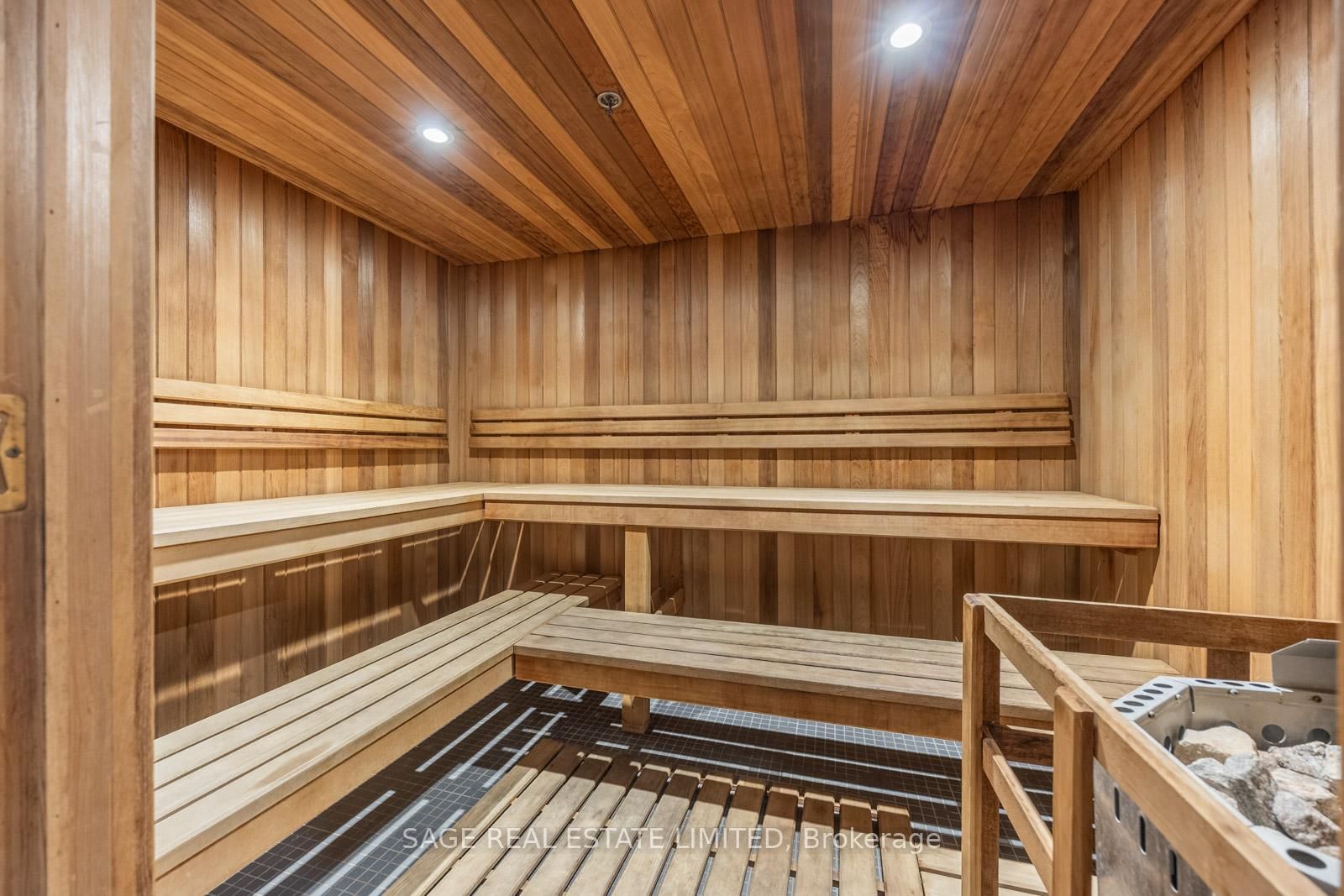 1048 Broadview Avenue, Unit 506 - Photo 31