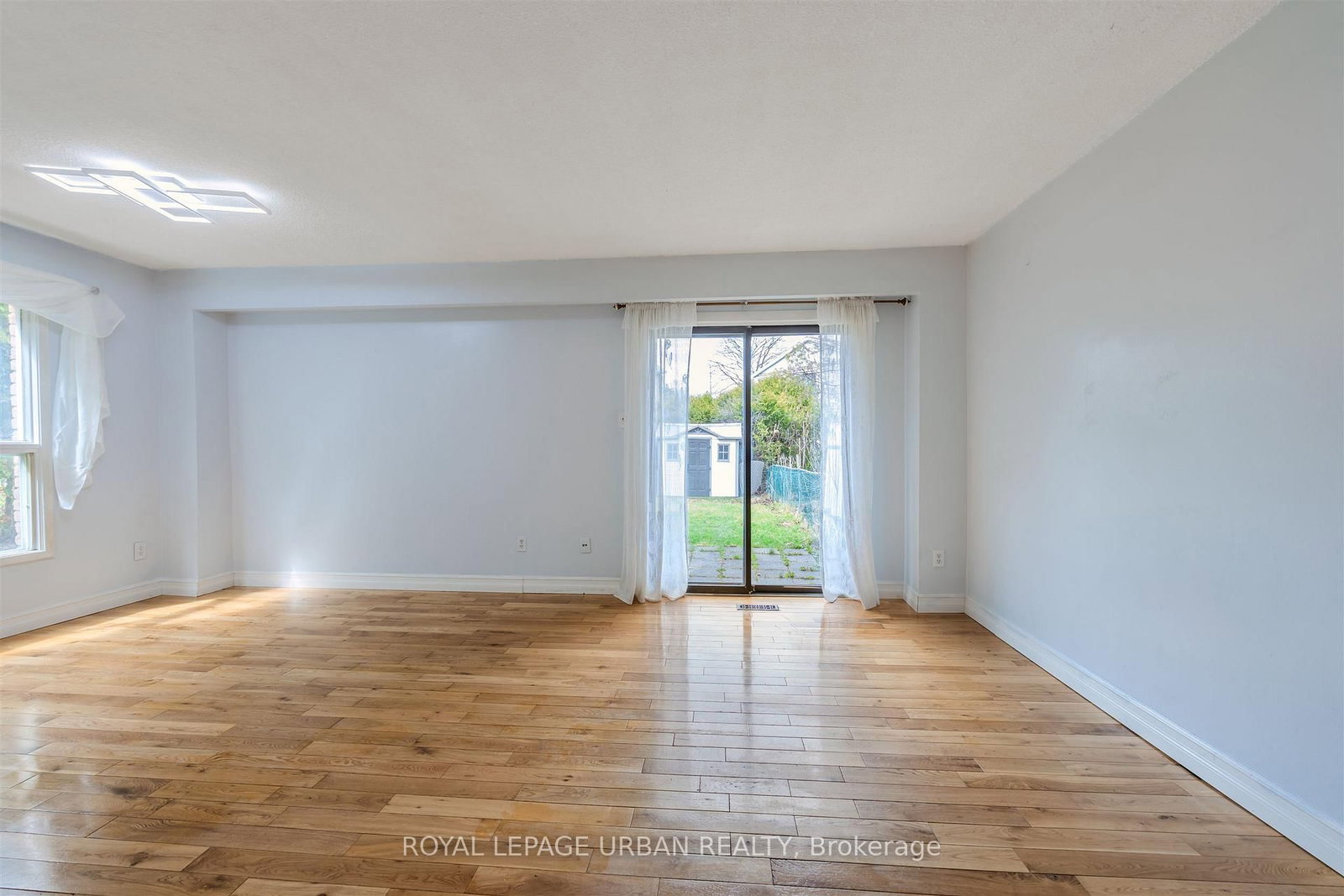 347 Braymore Boulevard - Photo 12